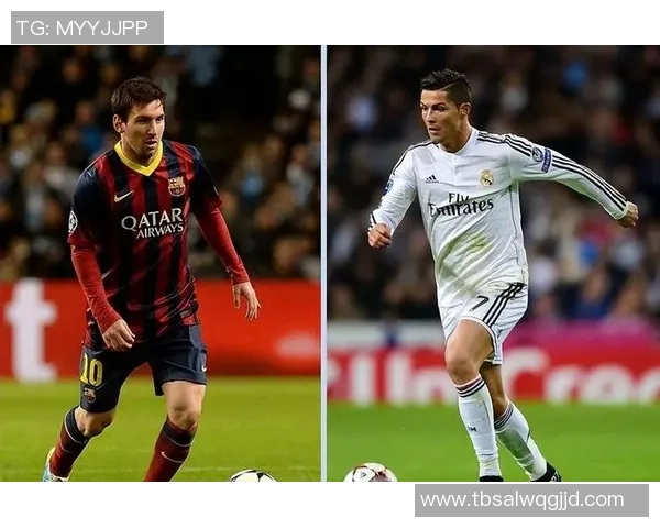 足球巨星对决梅西与C罗谁能在巅峰之战中笑傲群雄